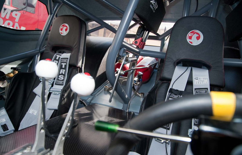 Illustration for article titled "Red Victor 3", UK Self-declared Fastest Road Legal Car In The World.